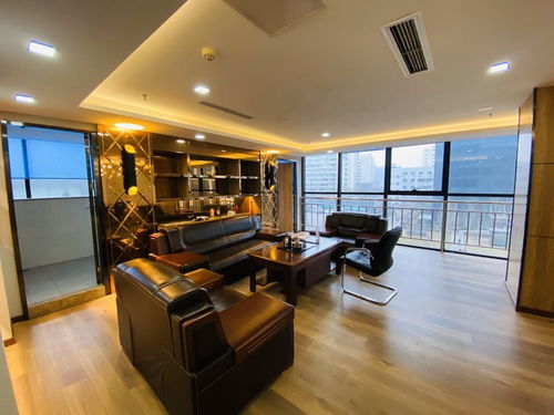 時代財富中心 科技園地鐵站精裝辦公樓，配家具與共享辦公室租賃解決方案